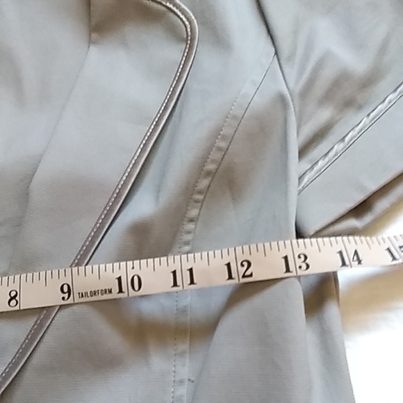 Tops - Picture 5 of 5